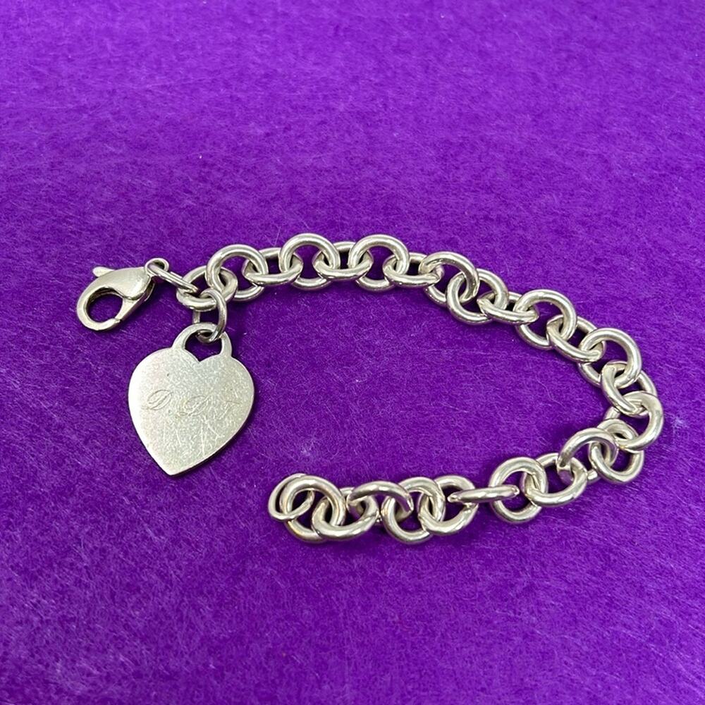 Tiffany & Co 925 Women's Rolo Link Bracelet with Heart Charm Size 8 Inches Long